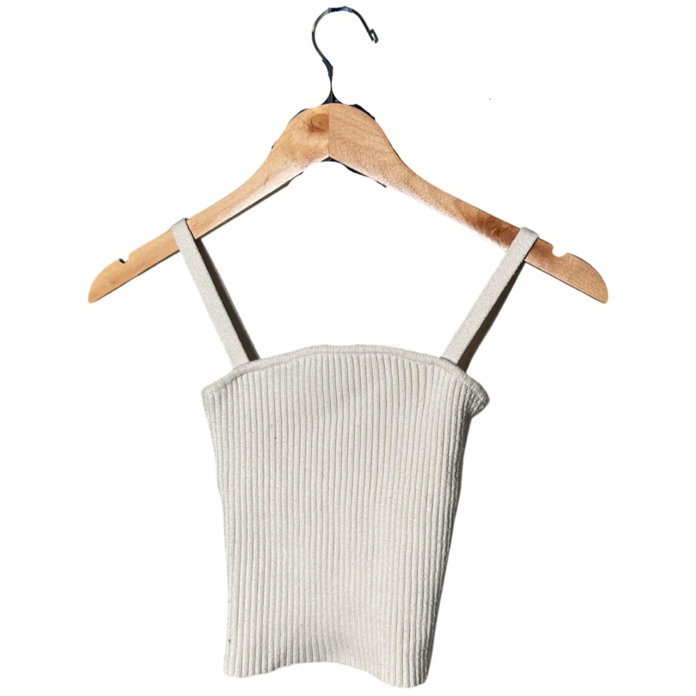 Square shaping to the body shirt